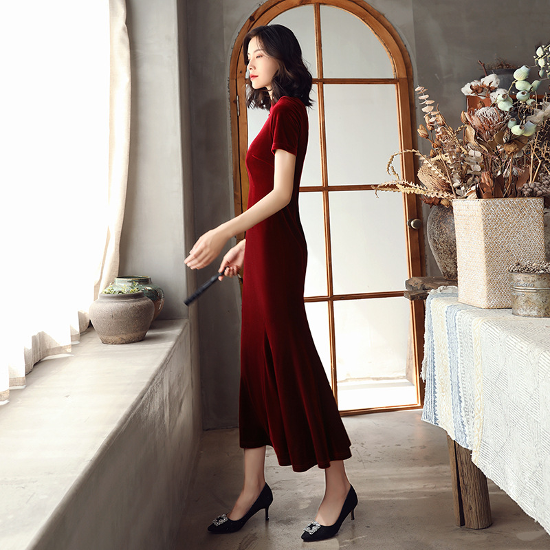 Fangmoyu Fishtail Chinese-Style Toast Dress, Mid-Length Cheongsam, Red Wedding Velvet Dress, New Chinese Style