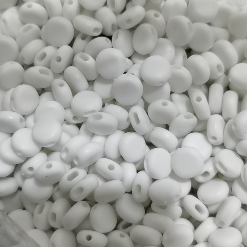 A Large Number of Spot Mask Silicone Pm2.5 Threaded Cylindrical Mask Elastic Adjustment Buckle Mask Accessories Manufacturer