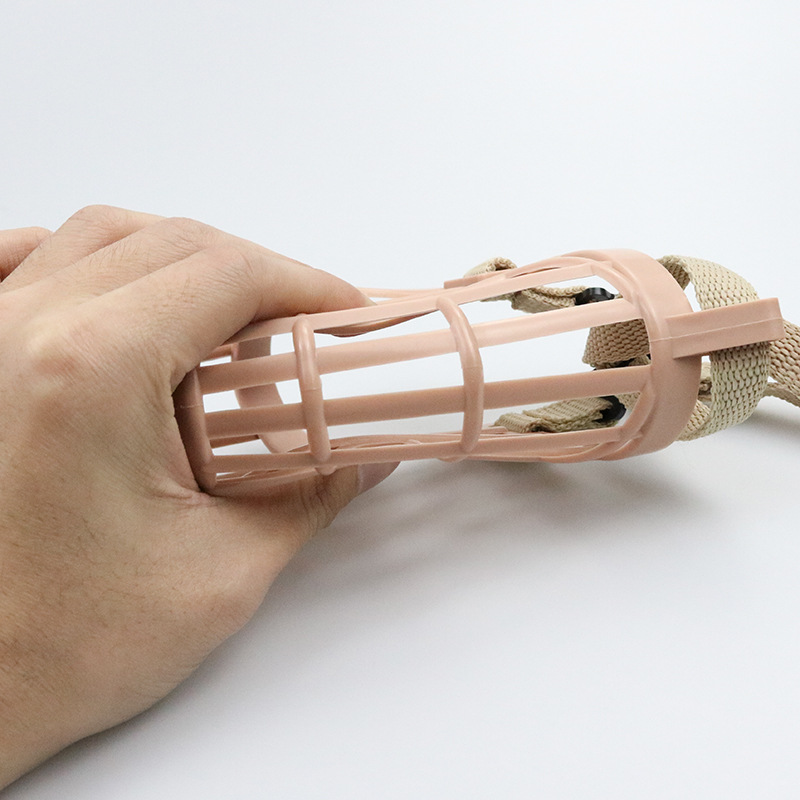 Dog mouth sleeve anti-bite anti-call polypropylene webbing soft plastic breathable mesh mouth sleeve fence dog mouth sleeve manufacturers