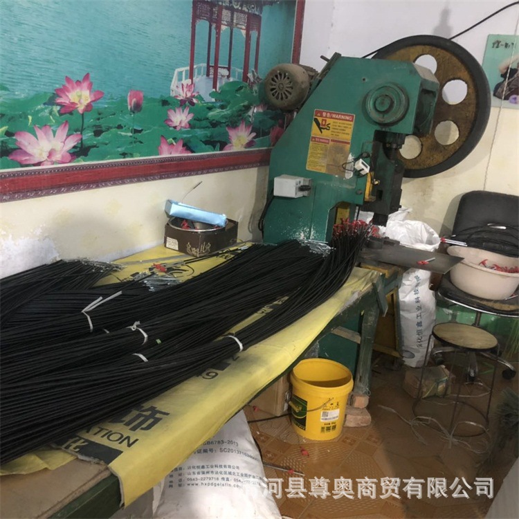 Four-claw dredge factory wholesale picker multifunctional pipe toilet suction kitchen sewer supplies