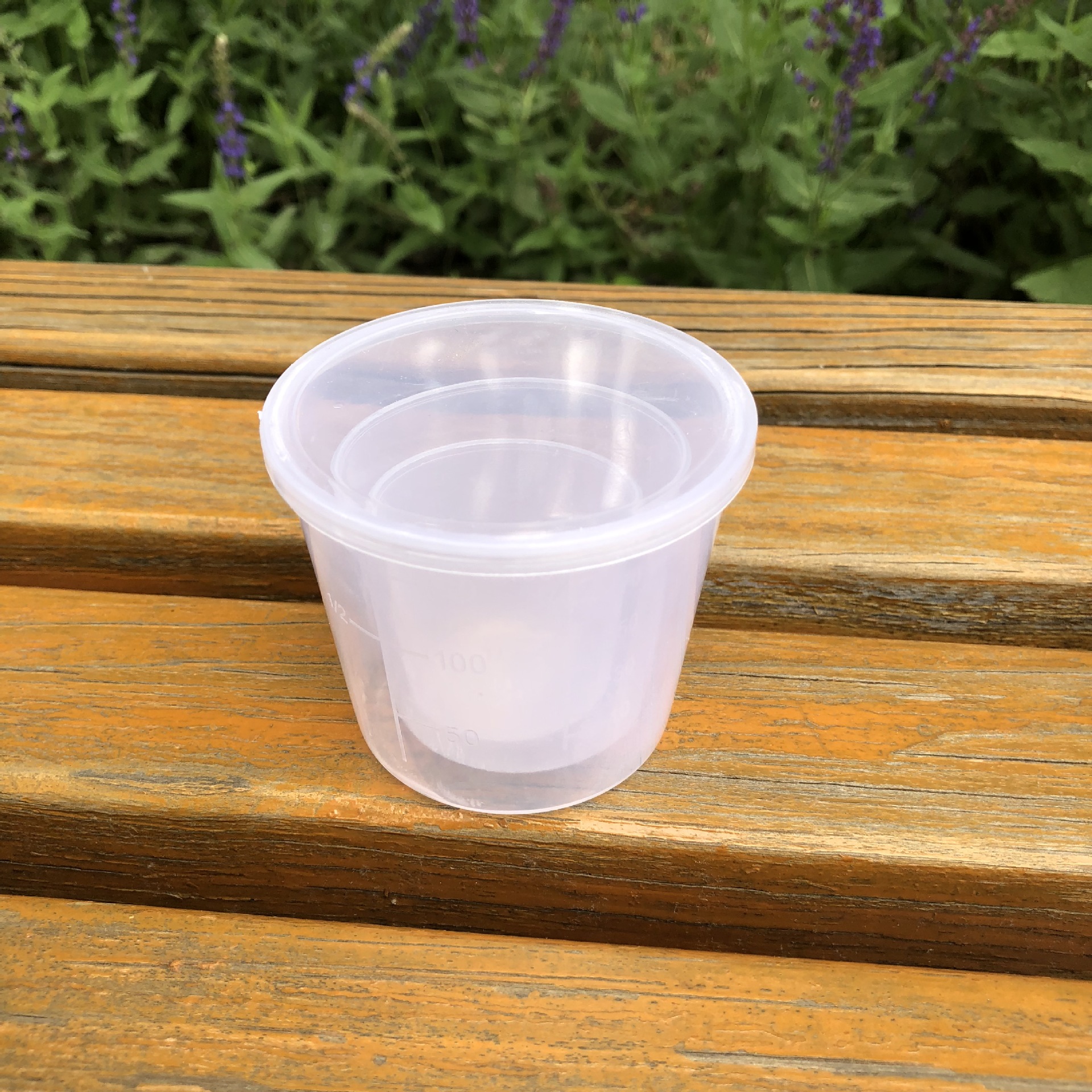 Fishing measuring cup three-piece hard plastic bait measuring cup fishing supplies wholesale fish food bait scale measuring cup