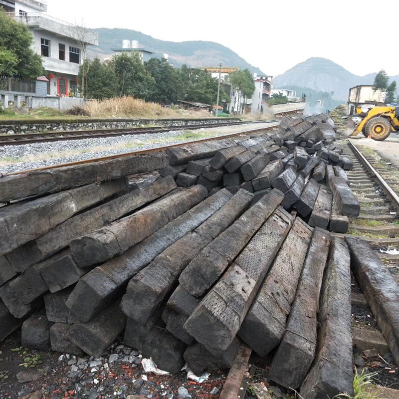 Old Pillow Wood for Mining, Iron Rail, Railway, Old Pillow Wood, Train Track Paving Special Pillow Wood, Anti-Corrosion Oil-Soaked Old Pillow Wood