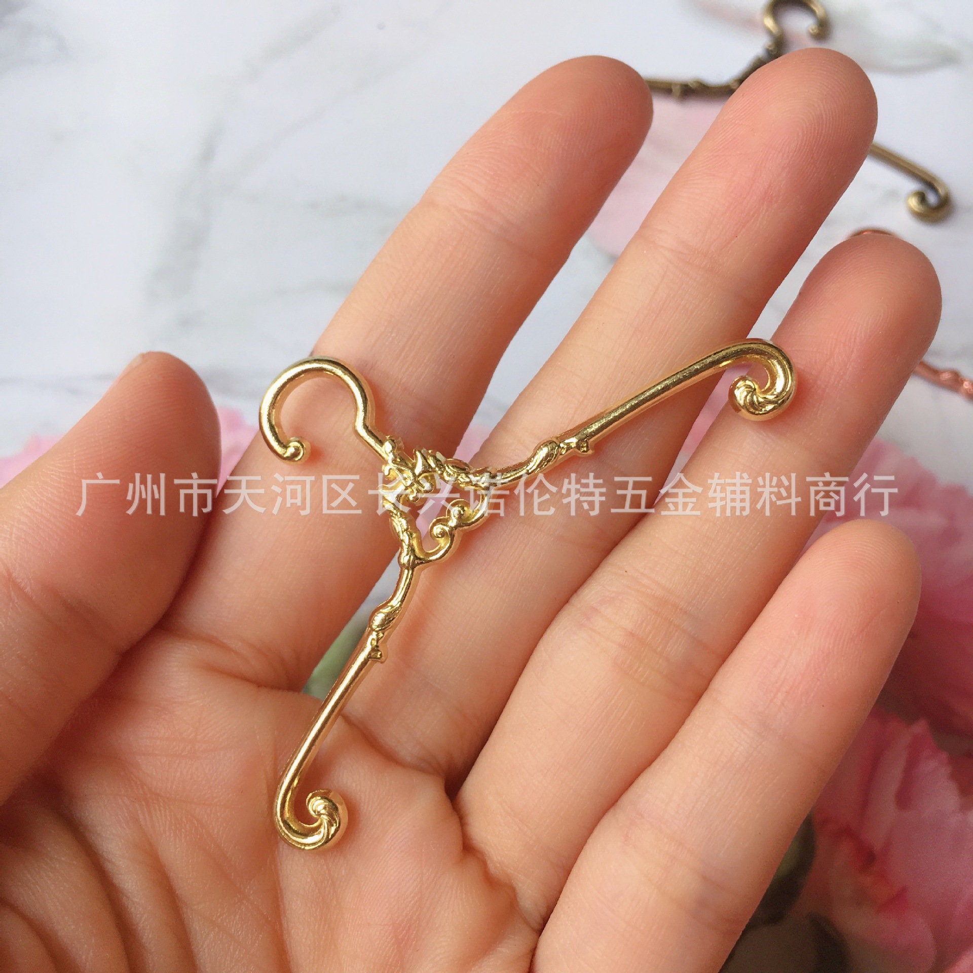 6.5cm Clothes Hanger Doll Clothes Mini Clothes Support Metal Vintage Stick Doll Small Cloth 6 BJD Doll Hanger
