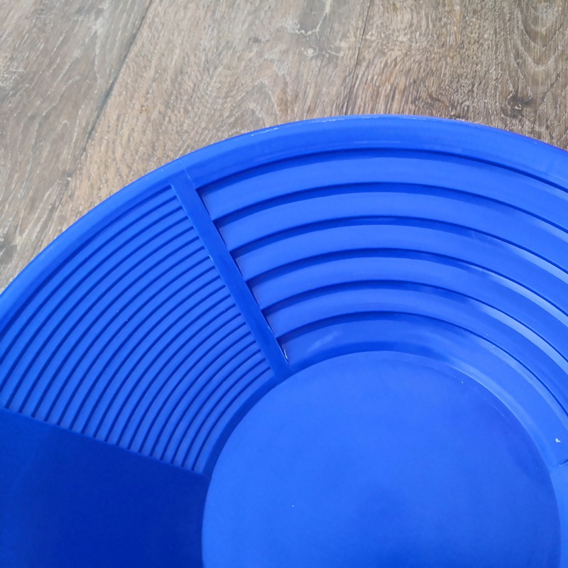 Large 38cm Hand-Cranked Gold Plate Tungsten Sand Selection Mineral Gold Sand Tool Gold Washing Basin Collection Gold Sand Equipment Thickeneding