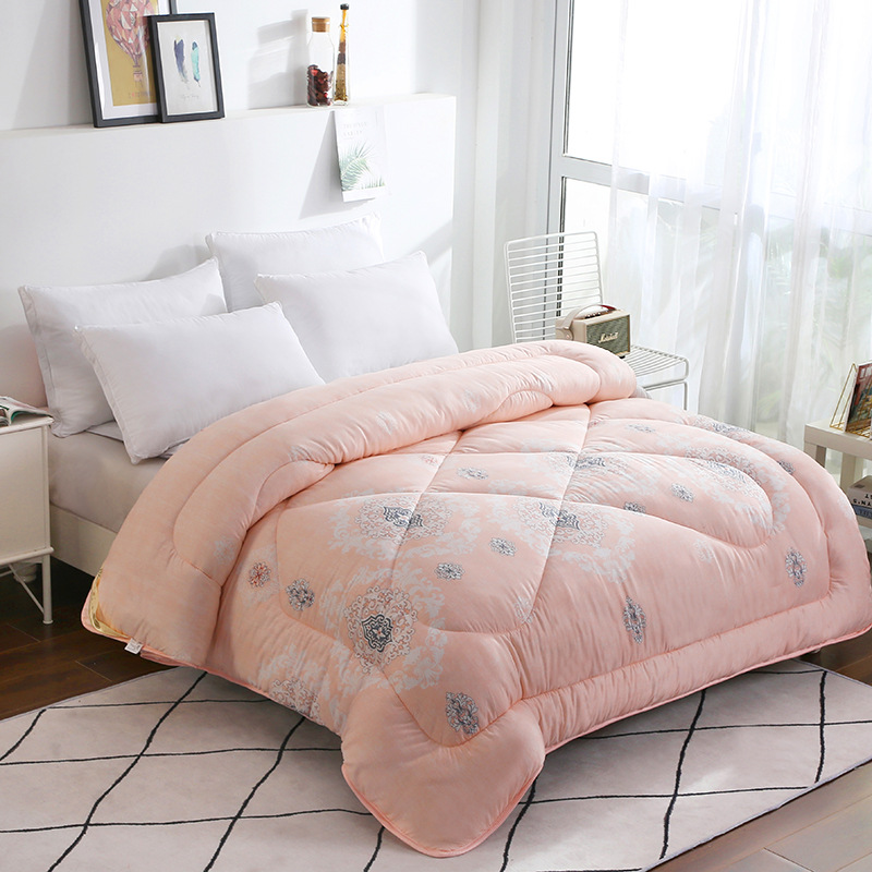 Manufacturer Wholesale Silk Quilt Gift Quilt Gift Box Spring and Autumn Quilt Winter Quilt Summer Cool Quilt Jewelry Company Group Purchase Quilt Core