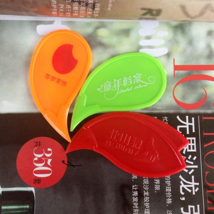 Фабричный практичный большой пластиковый резак для упаковки с мини-открывалкой для коробок и логотипом