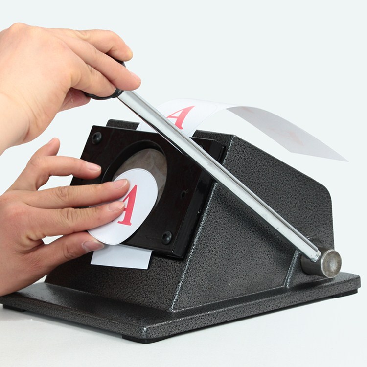 K badge round cutter badge paper cutter breastplate yum card cutting machine picture round paper cutter vise machine