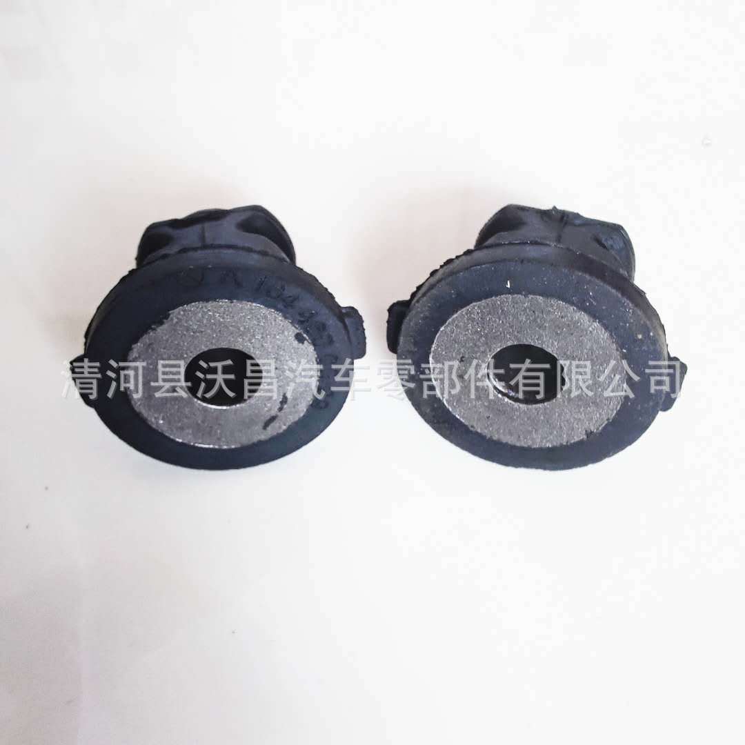 Applicable Mercedes-Benz W164R350 GL350 GL450 ML350 steering gear bushing rubber sleeve 1644600029