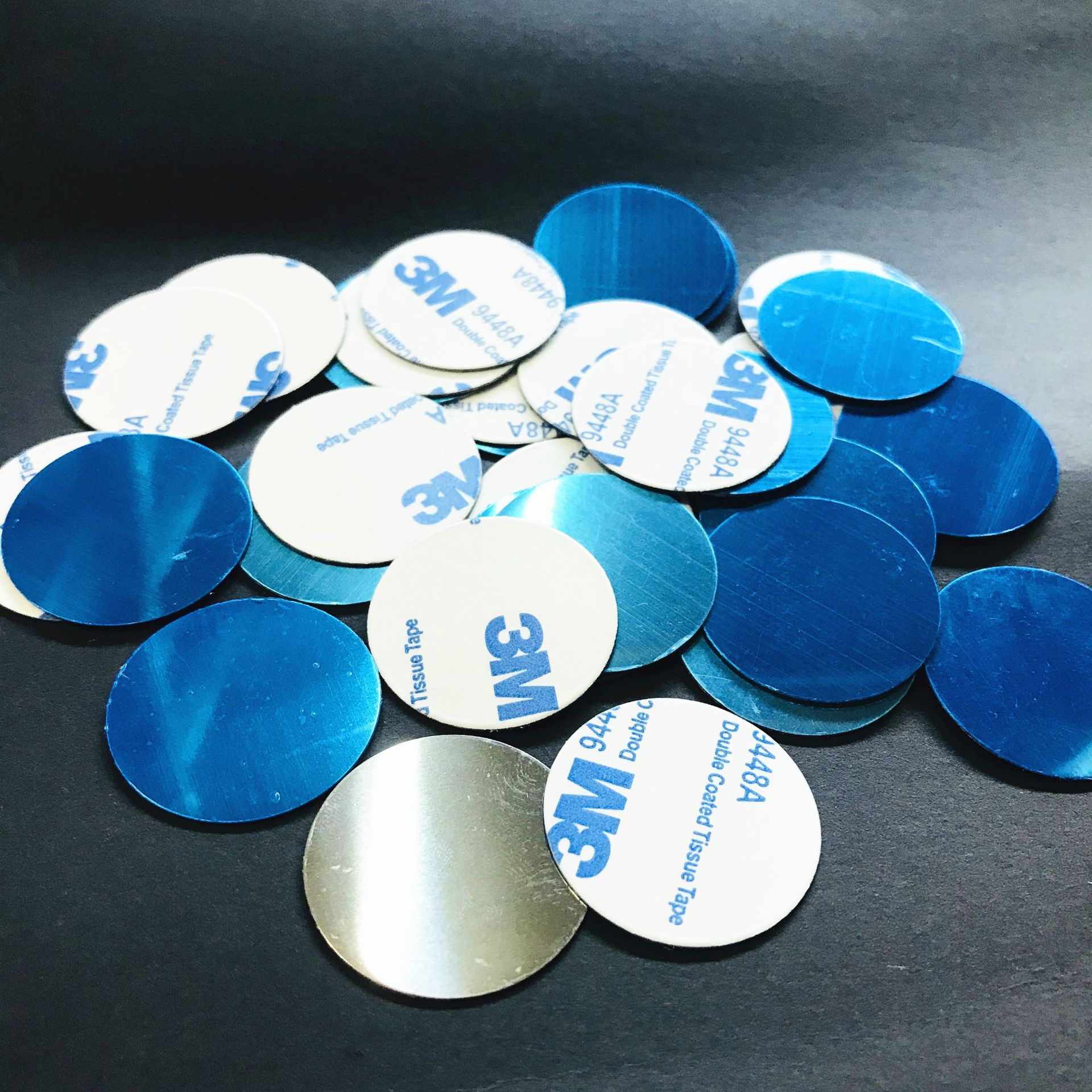 30mm car navigation bracket iron piece car mobile phone accessories stainless steel ferromagnetic magnet bracket magnetic piece manufacturer