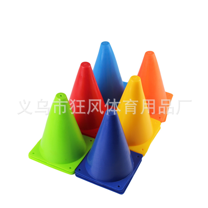 18cm Football Training Sign Bucket 6 Inch Triangle Marker Obstacle Training Cone Roadblock Ice Cream Tube