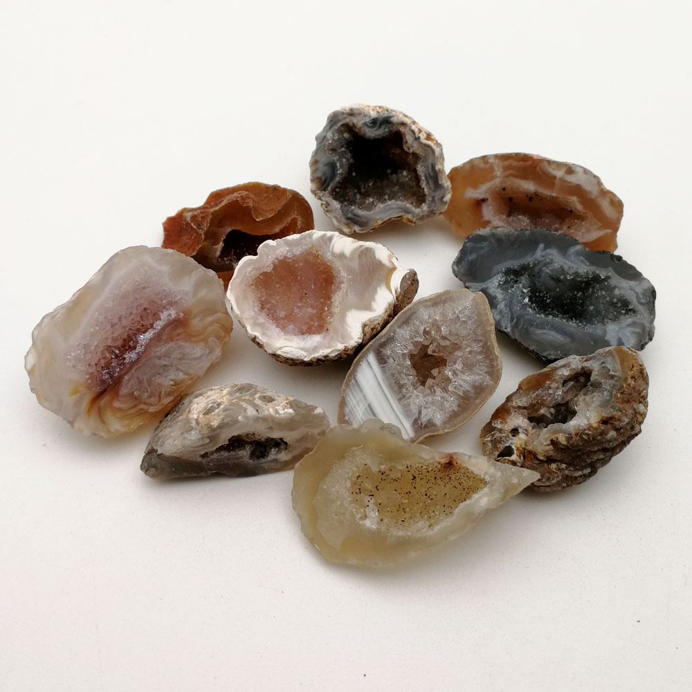 Natural Agate Bare Stone Mini Cornucopia Crystal Cave Original Ore Crystal Cluster diy Stone Accessories Home Decoration Ornaments