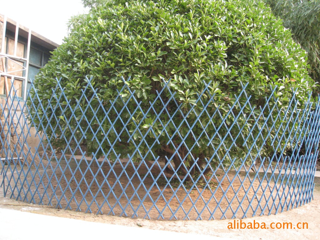 Factory Wholesale Hand-Woven Garden Fence Decorative Isolation Screen Diamond Decorative Screen