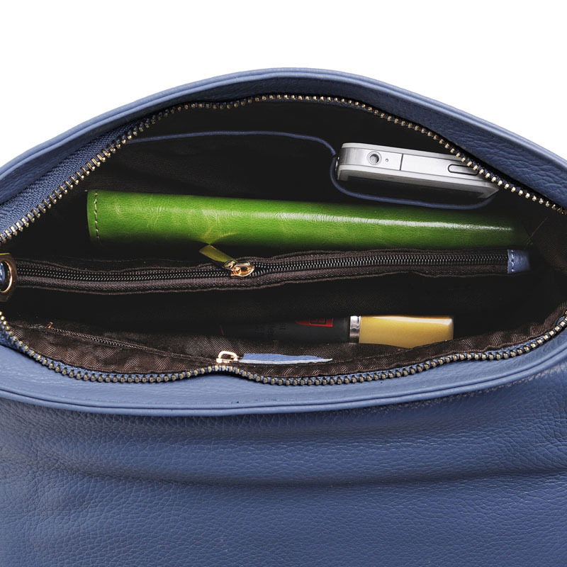 2025 Korean Style Fashion Retro Small Bag Women's Single Shoulder Diagonal Genuine Leather Women's Bag First Layer Cowhide Accessible Luxury