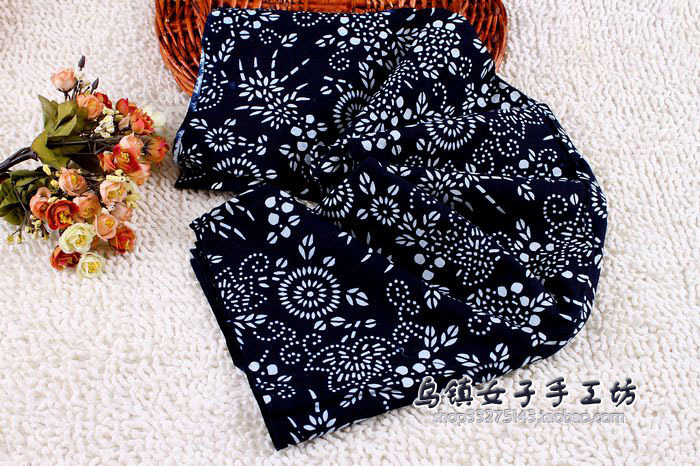 Blue printed cloth handmade batik fabric background cloth farmhouse tablecloth curtain door curtain blue flower fabric wholesale