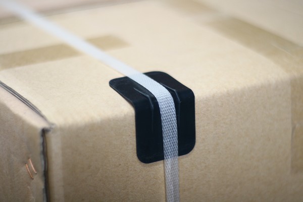 Factory Direct Sales/carton Corner Guards, Carton Corner Guards, Plastic Corner Guards, Packing with Corner Guards Can Be Customized