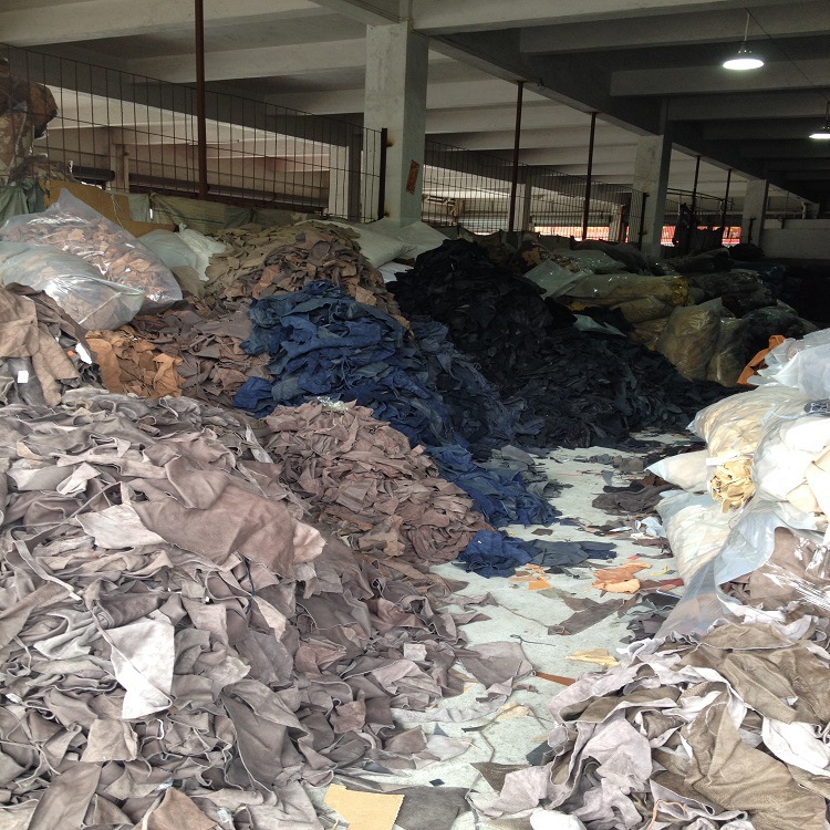 Factory Spot First-Layer Cowhide Shredded Leather Scraps Mixed Batch 10 Yuan 0.5kg Can Be Used as Small Accessories
