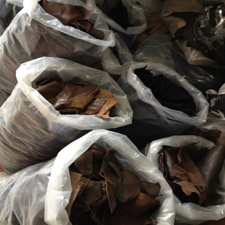 Factory Spot First-Layer Cowhide Shredded Leather Scraps Mixed Batch 10 Yuan 0.5kg Can Be Used as Small Accessories