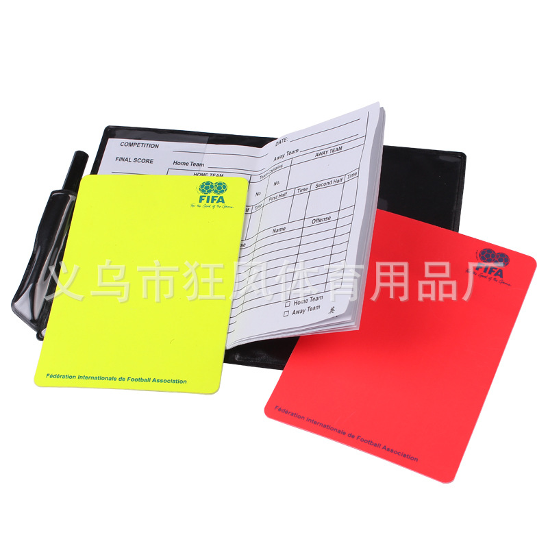 Manufacturers supply red and yellow card football match red and yellow card referee tools to send recording paper pencils