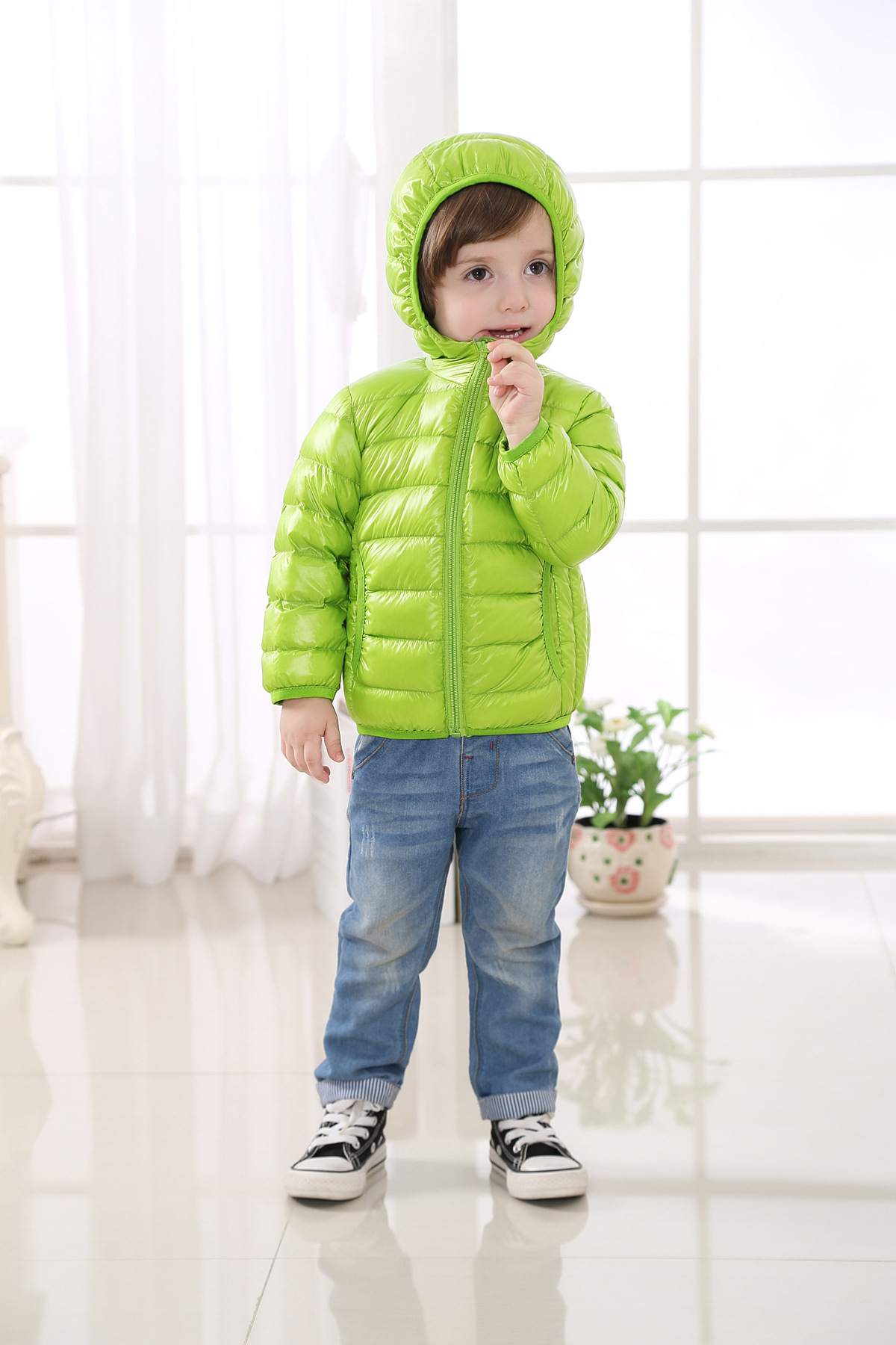 New Children's Wear Down Jacket Lightweight Hooded Long-sleeved Solid Color Men's and Women's Children's Down Jacket Coat Custom-made