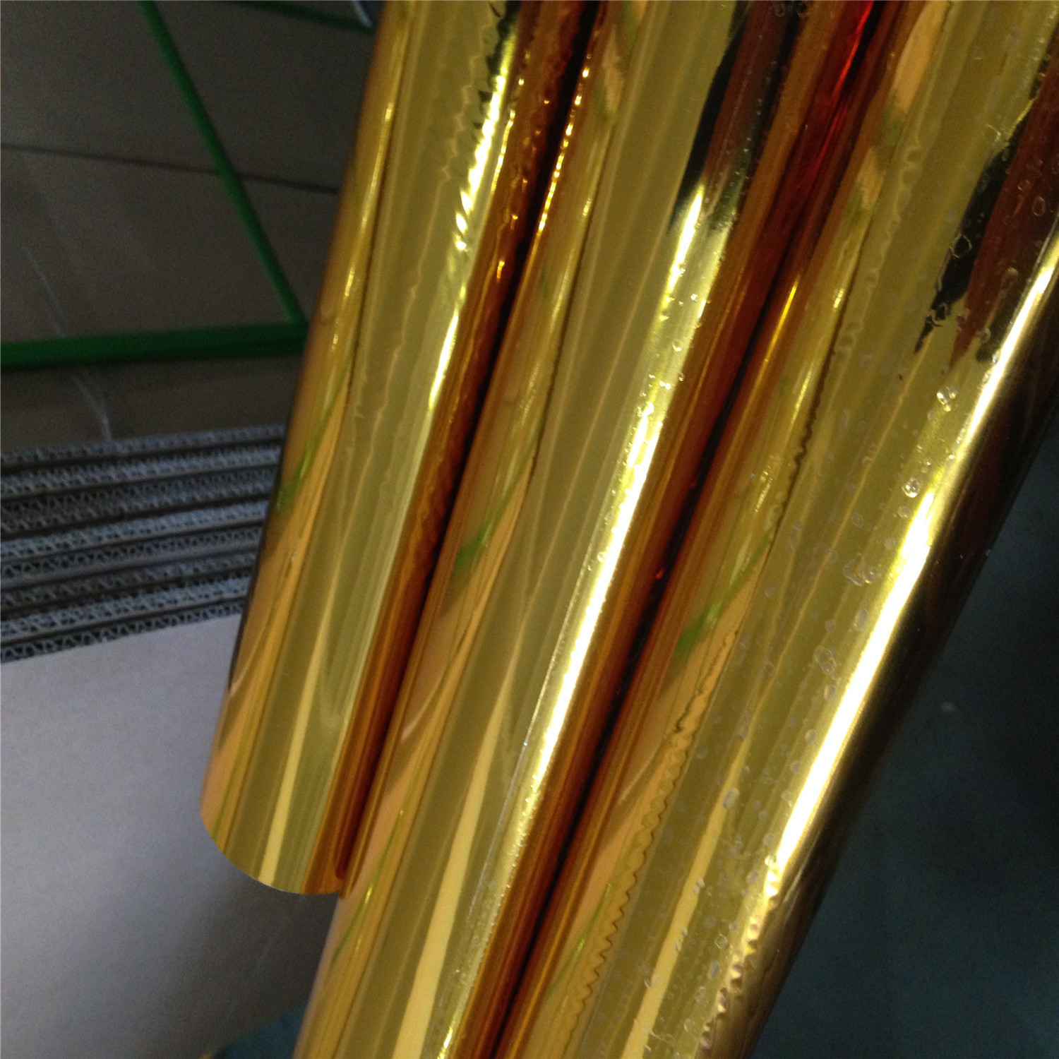 M4 gold leather gilding paper aluminum stamping paper 0.64*120 aluminum stamping foil customized specifications