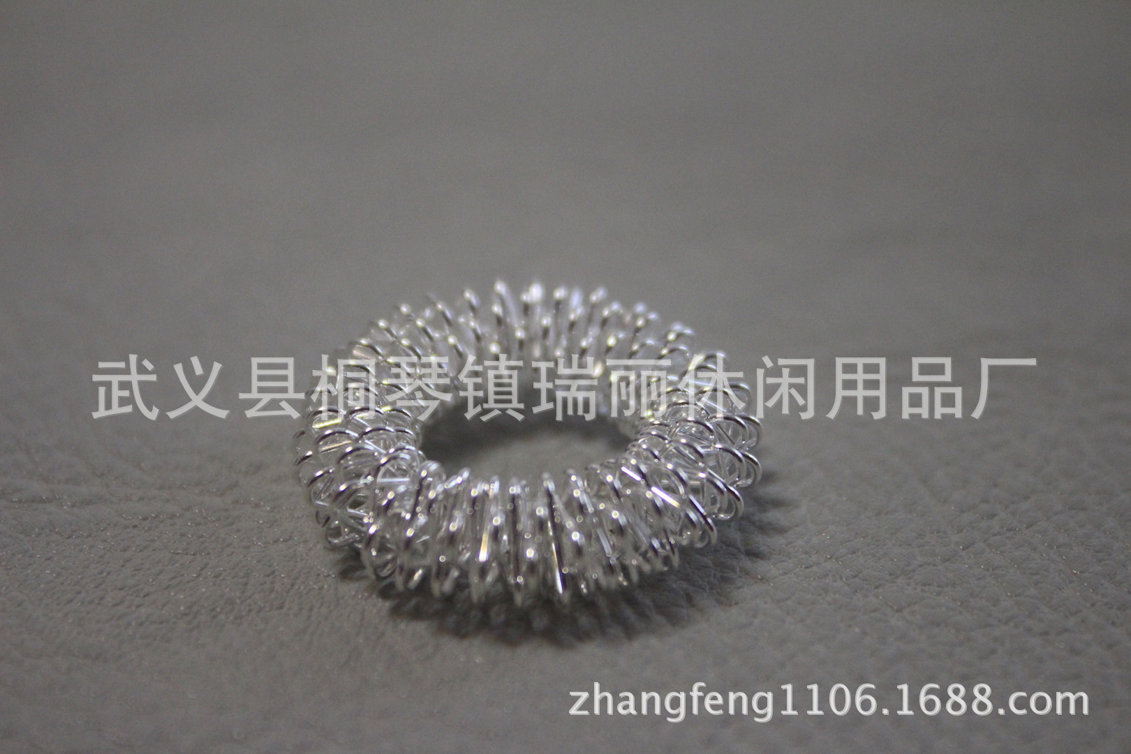 Spring Massage Ring Physiotherapy Massager Acupressure Relaxation Heat Therapy Timed Massage