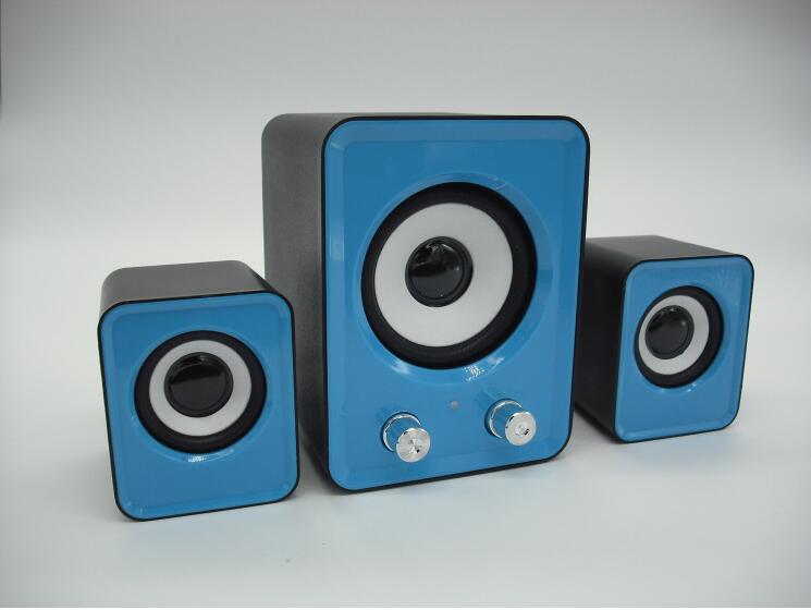 Desktop computer notebook mobile phone mini stereo subwoofer multimedia portable small speaker 2.1 Foreign trade neutral