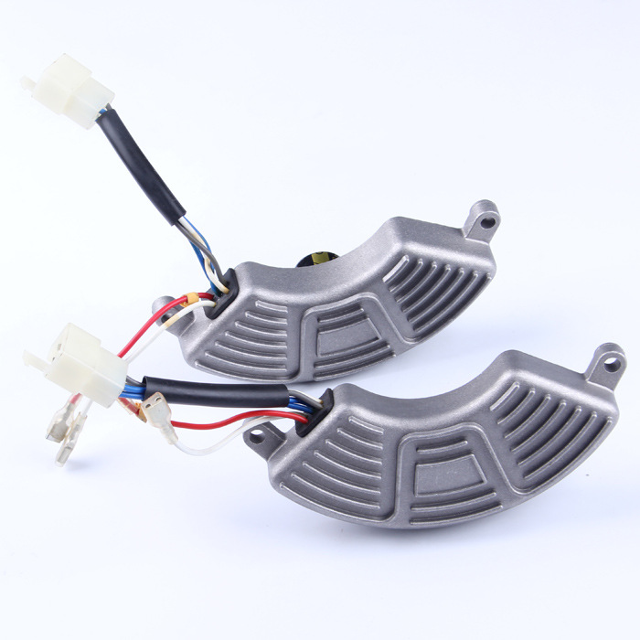 3 ~ 5KW voltage regulator universal gasoline generator accessories AVR single-phase aluminum shell