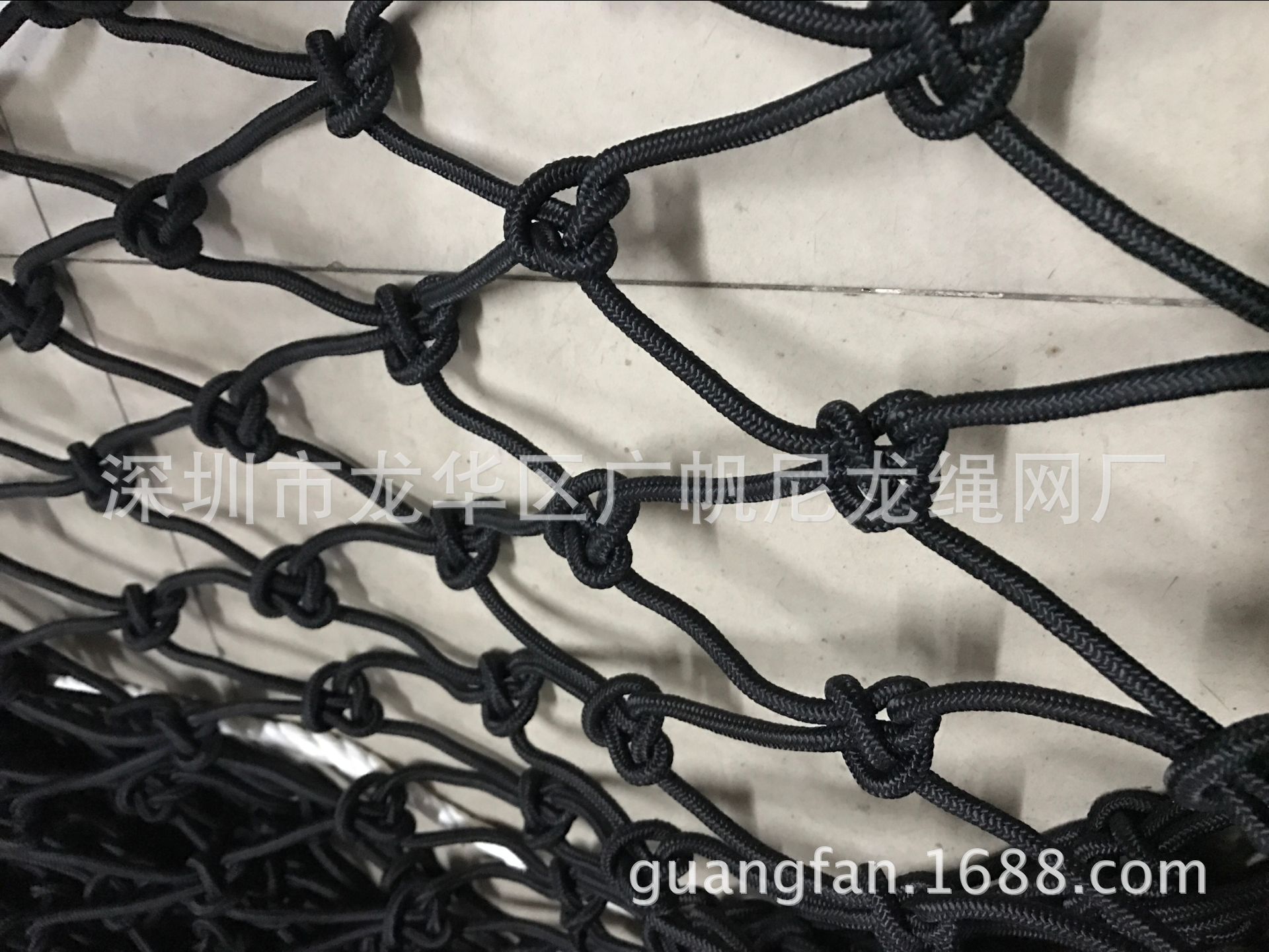 Customizable Nylon Rope Net Flame Retardant Construction Safety Net Construction Anti-Fall Online Amusement Park Safety Net Basketball Court Fence