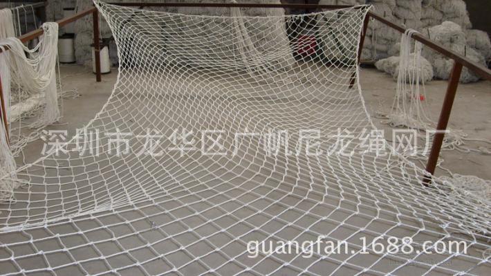 Customizable Nylon Rope Net Flame Retardant Construction Safety Net Construction Anti-Fall Online Amusement Park Safety Net Basketball Court Fence