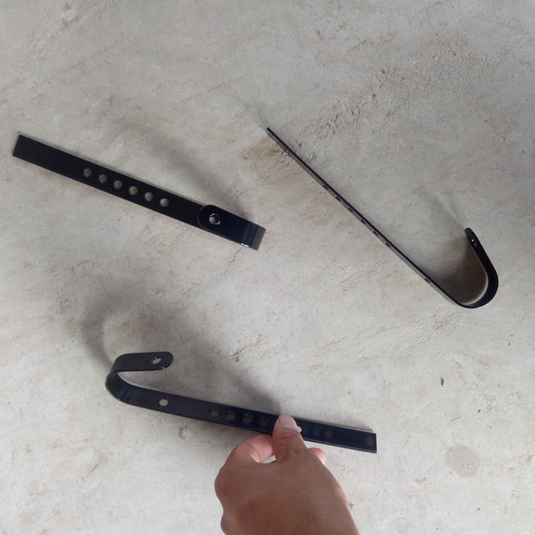 Self-propelled mountain folding basket iron hook basket hook black plastic spraying punching