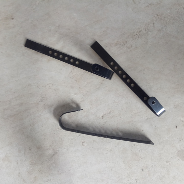 Self-propelled mountain folding basket iron hook basket hook black plastic spraying punching