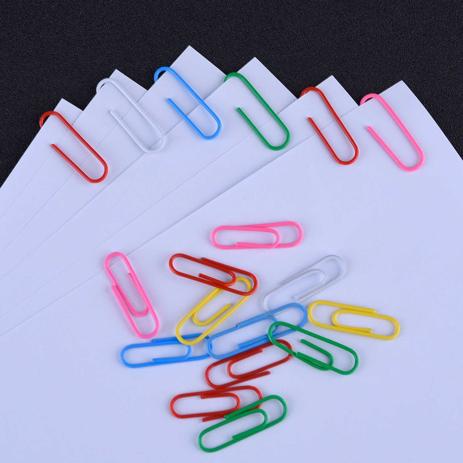 Hot selling color plastic coated paper clip ins style paper clip office desktop finishing 28mm paper clip