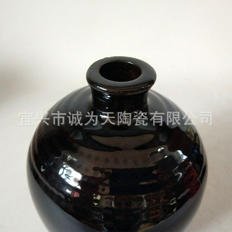 Yixing handmade ceramic wine bottle one Jin ceramic wine bottle medicine wine jar ceramic bottle ceramic wine jar manufacturer