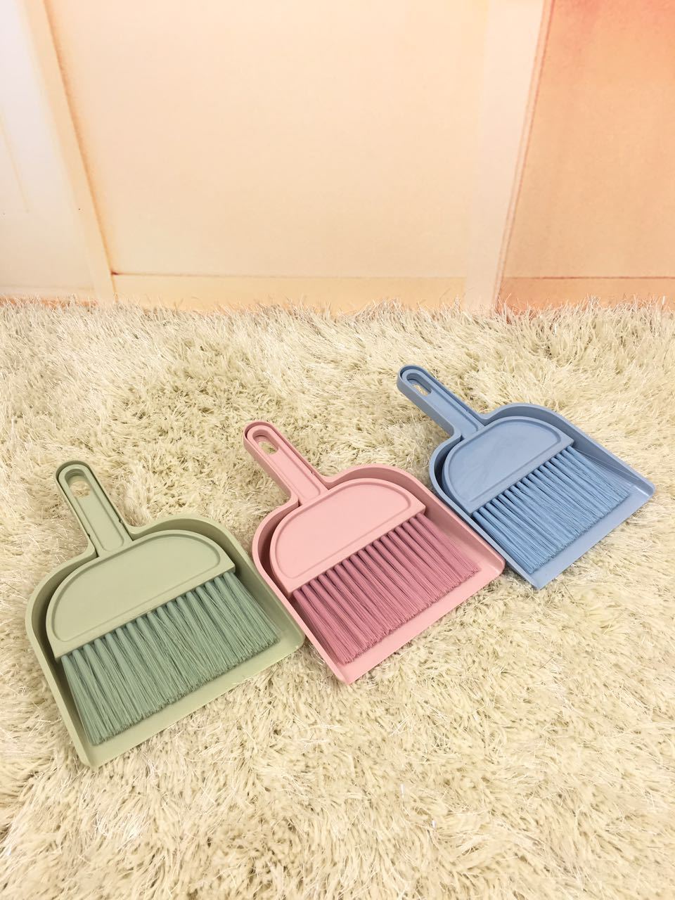 Customized Mini Dustpan Broom Set Brush Plastic Household Small Dustpan Practical Soft Bristle Small Broom Keyboard Cleaning Brush