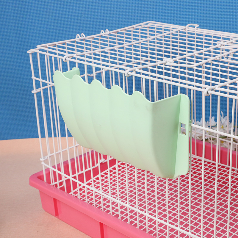 Pet external straw rack plastic fixed pet straw basket straw basin rabbit Totoro Dutch pig supplies