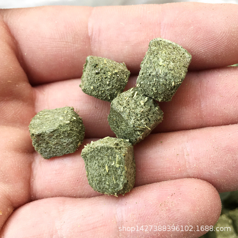 Rabbit Forage Grass Teeth Grass Brick Dutch Pig Snack Pet Mini Q Grass Brick Rabbit Food 500g