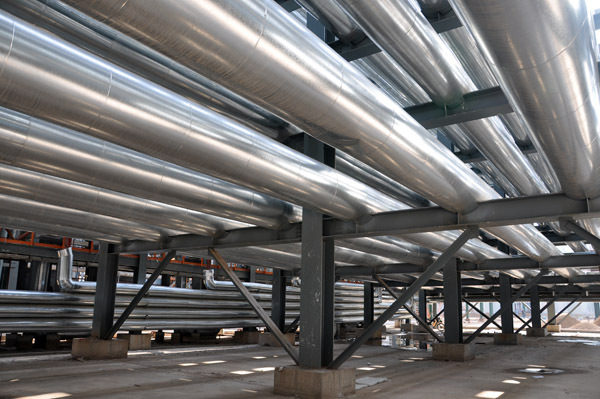 Производители осуществляют строительство теплоизоляции из железных листов, изоляции труб и оборудования по льготным ценам