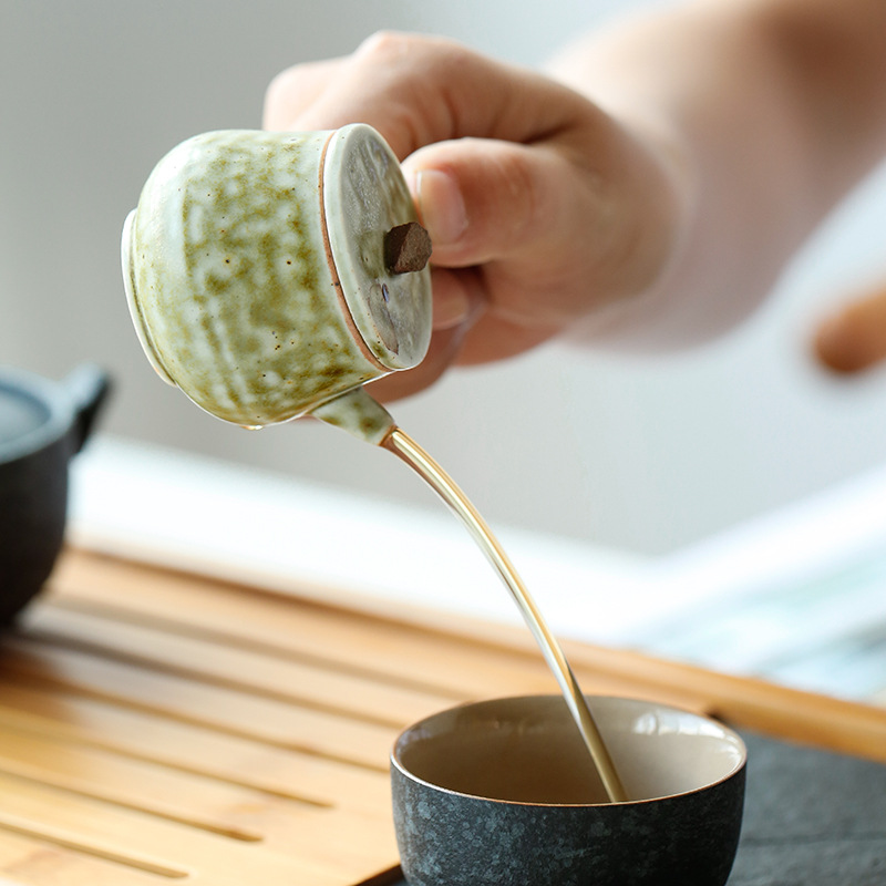 Fingertip small teapot creative stoneware kung fu small teapot tea play tea pet tea set accessories