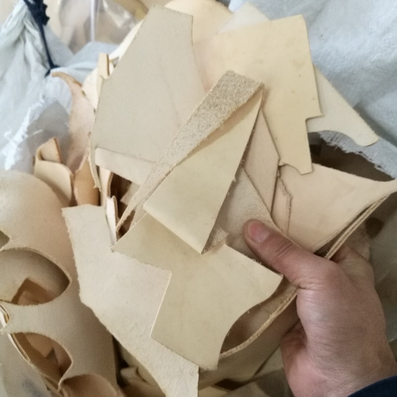 Factory Wholesale Vegetable Tanned Leather Shredded Leather Raw Materials Scraps Original Color First Layer Cowhide DIY Leather Art Leather Goods