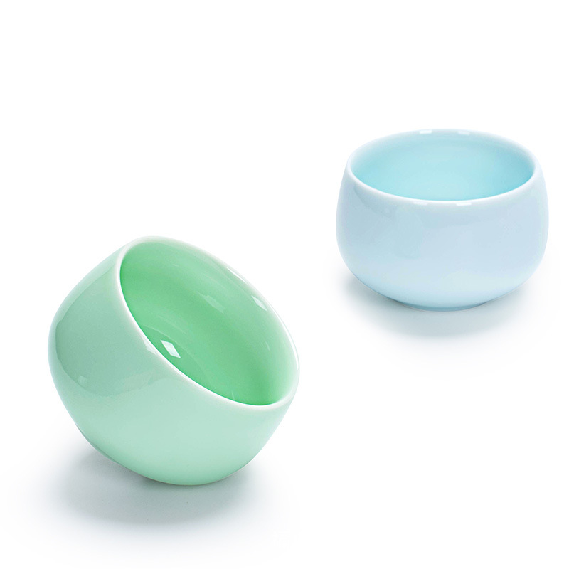 Celadon tea cup kung fu tea set ceramic single cup tea bowl Master Cup tea cup tea cup tea cup factory wholesale