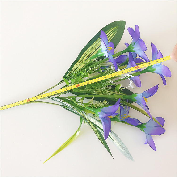 Simulation 10 head Lily perfume lily artificial flower Tiger Orchid artificial flower wholesale silk flower living room decoration wedding