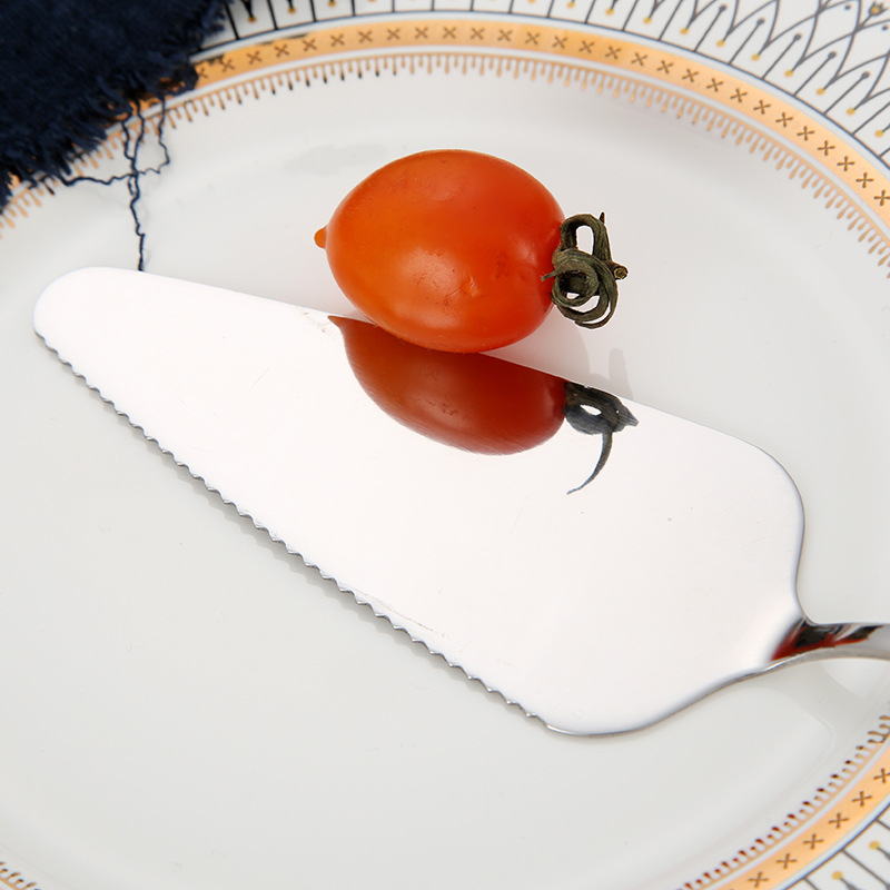 Factory direct baking tools with teeth pizza shovel spot stainless steel cake cheese shovel moon cake knife fruit fork