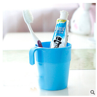 D31 Home with Ear Hanging Candy Color Plastic Cup Gargle Cup Color Tea Drink Cup Gargle Cup
