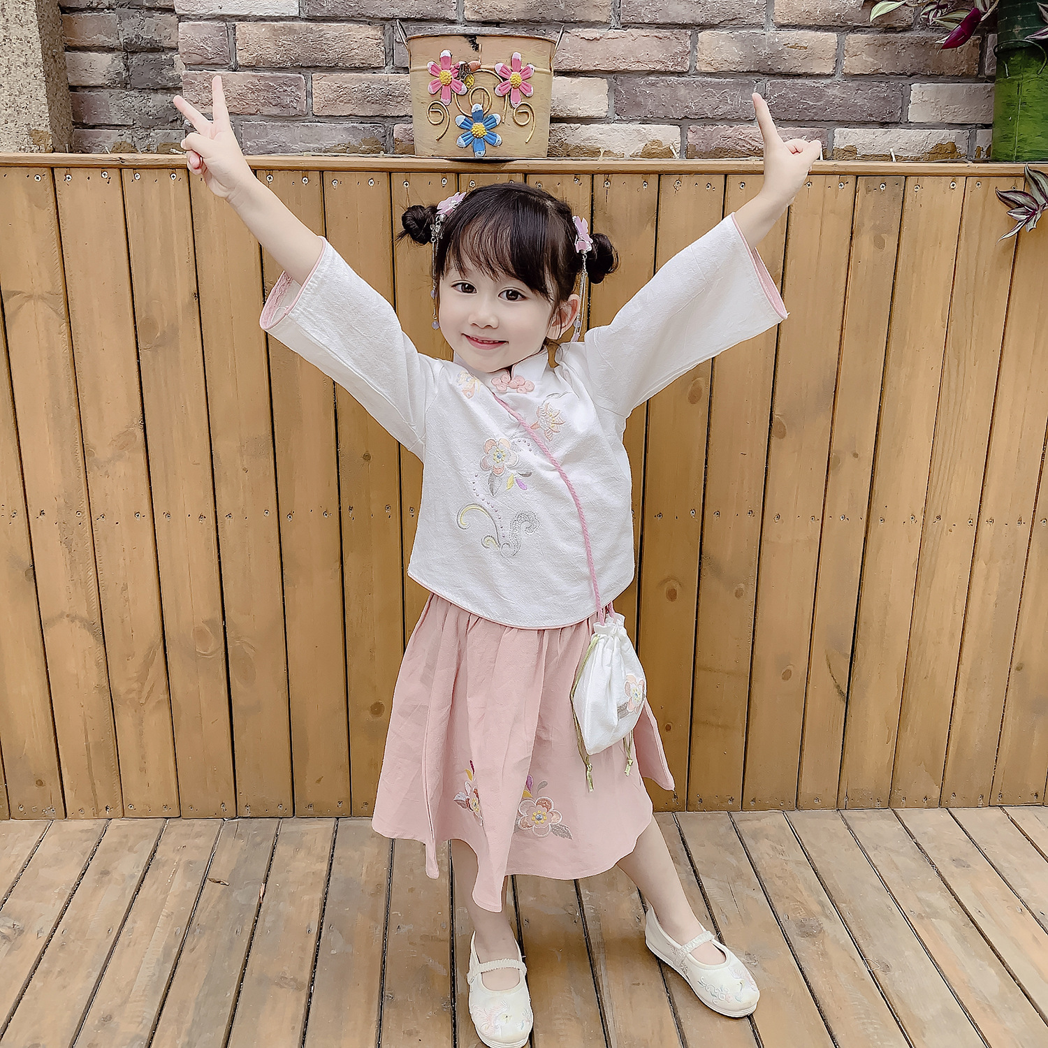 2020 новое большое вышитое платье для девочек этнический стиль ретро улучшенный ханьфу танг платье чонгсам оптовая продажа