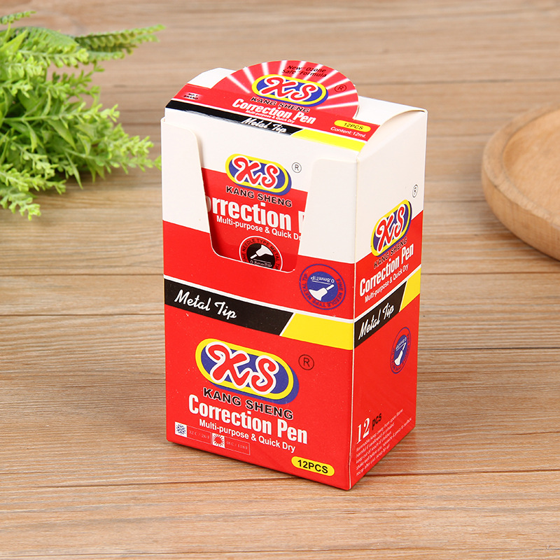 Student stationery is small and easy to carry and apply uniform correction fluid to grasp the needle tube head to learn office correction fluid