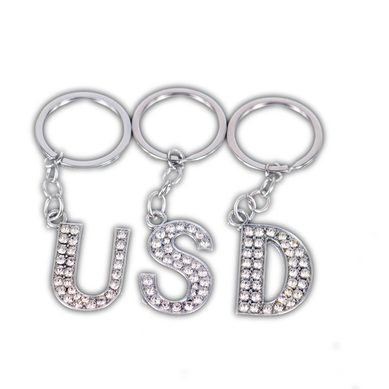 European and American foreign trade 26 English letters keychain alloy Diamond creative jewelry pendant factory outlet