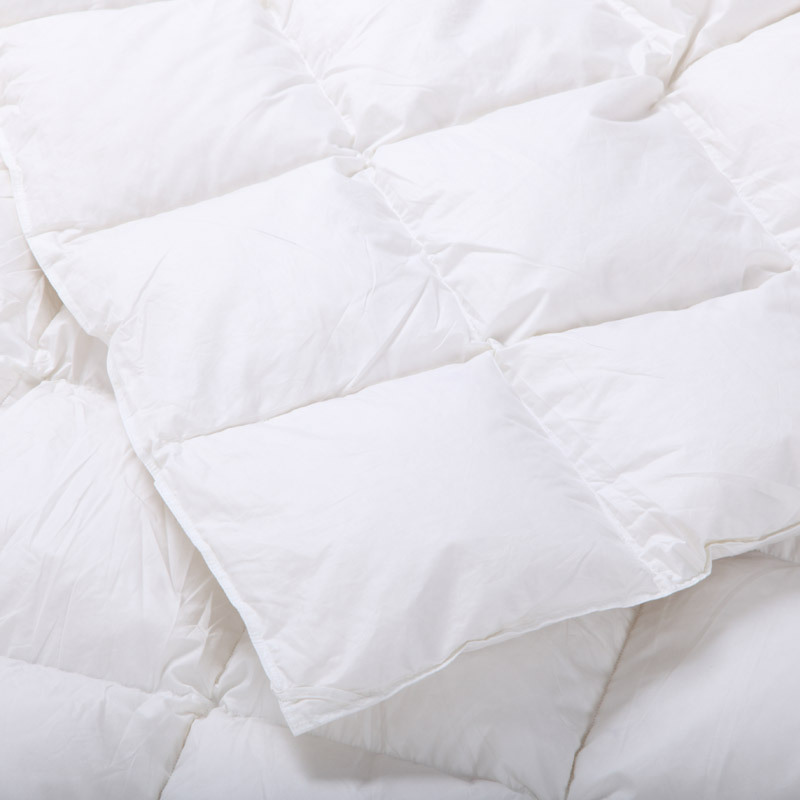 Customize All Kinds of Duck down Quilts and Goose down Quilts