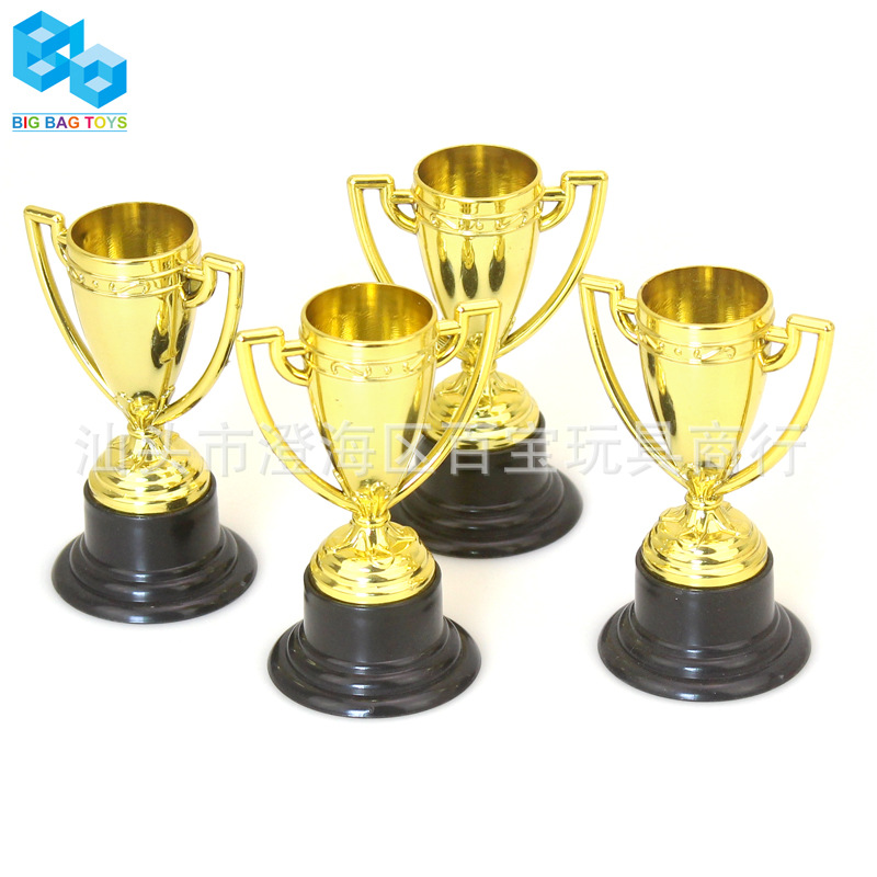 Детский пластиковый мини-трофей для конкурса в детском саду игрушка мини электролитический трофей