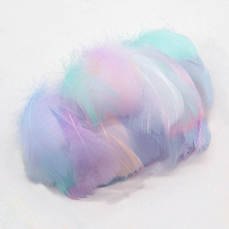 Макаронные цветные перья 8-15 см для игрушек и ловцов снов