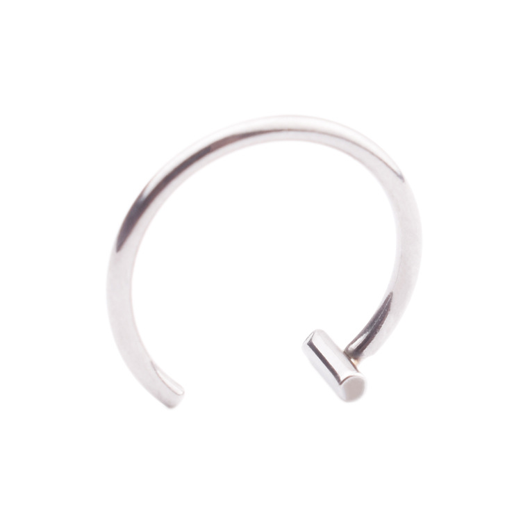 European and American personality no hole fake lip nail lip clip lip ring puncture titanium steel stainless steel jewelry nose nail nose ring factory outlet
